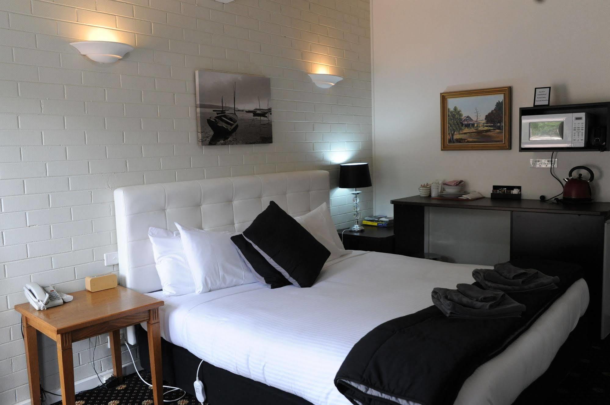 Norwood House Motel & Receptions Mornington Eksteriør bilde